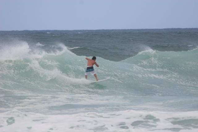 2007 Hawaii Vacation  0815 North Shore Surfing